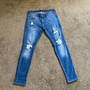 Gently Used Hollister Ripped Super Skinny Jeans